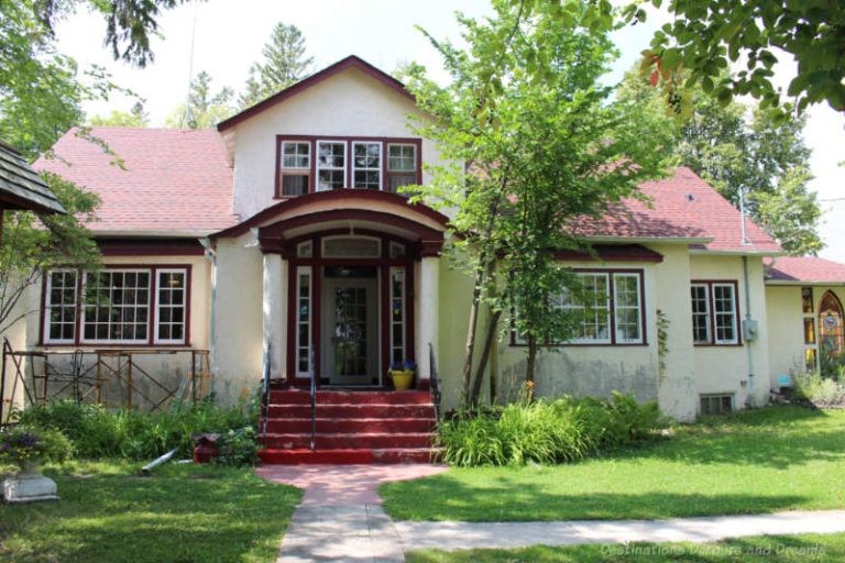 Cooks Creek Heritage Museum: Manitoba Slavic Pioneer History